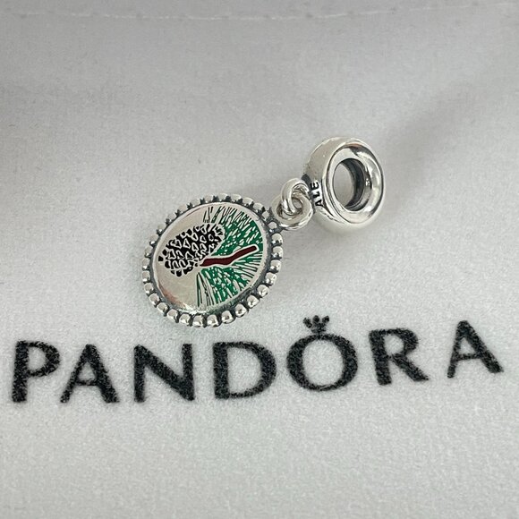 Pandora Winter Pine Tree Cone Dangle Charm S925 Maine State Exclusive - Picture 3 of 4